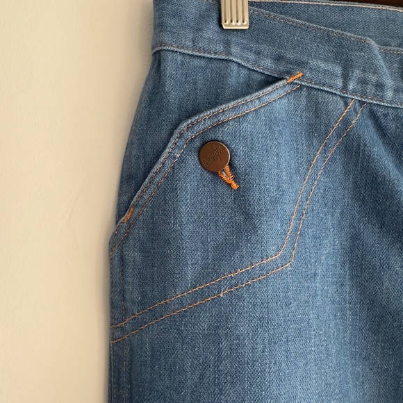 70s Vintage Medium Wash 100% Cotton Sanforset Wide Leg Wranglers Made in the USA - Picture 5 of 9